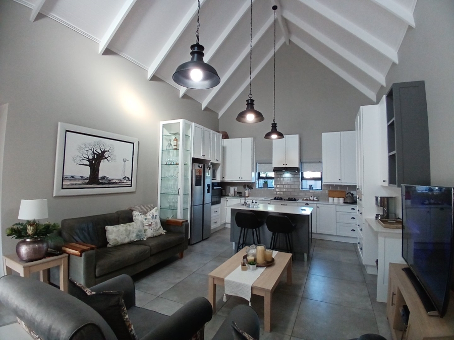 2 Bedroom Property for Sale in Hartenbos Central Western Cape